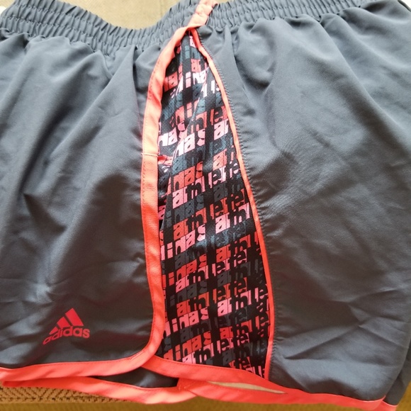 Adidas ClimaLite Running Short Small - Picture 4 of 4